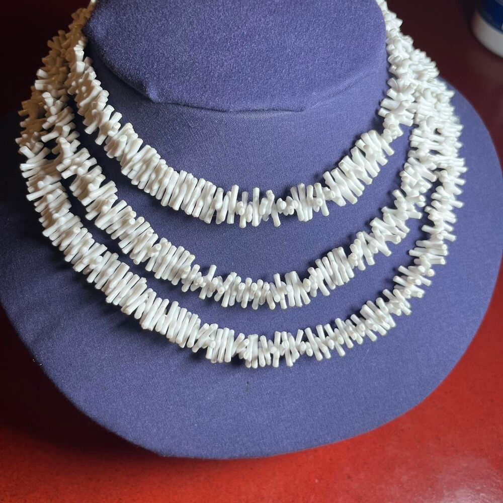 Unbranded Women's White and Cream Jewellery